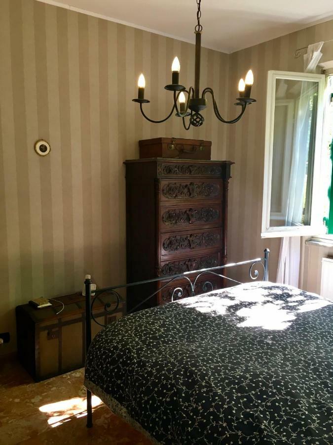 Il Nido Della Rondine Bed & Breakfast Leivi Exterior photo